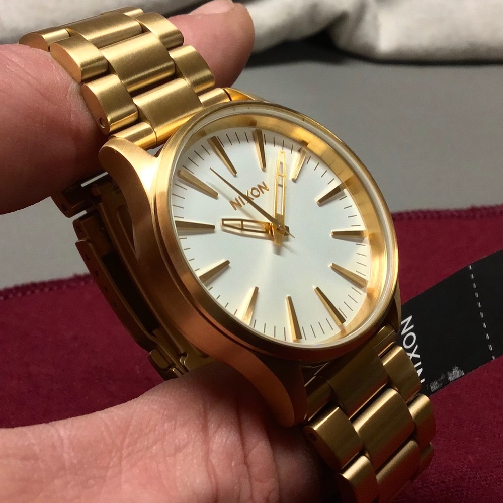 Nixon Sentry 38 Stainless Steel Watch (Gold-White)